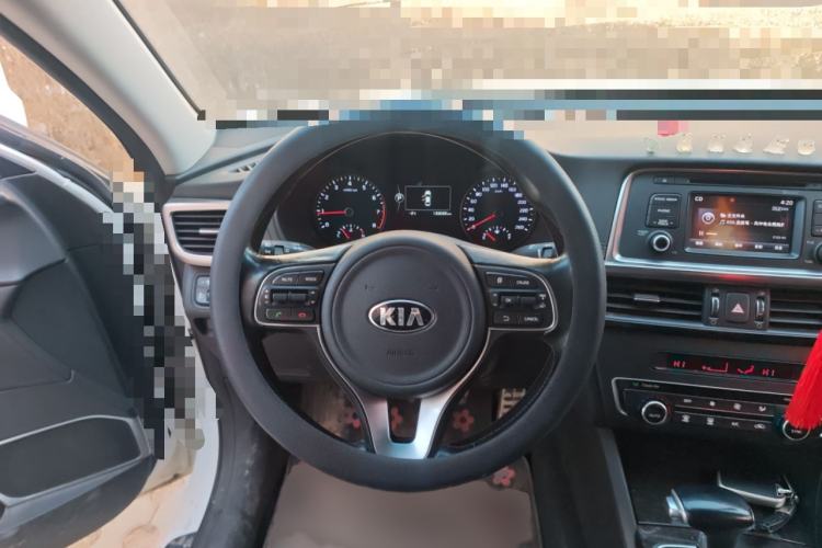 Used Kia K5 2017 2.0L Automatic 15th Anniversary Special Edition LUX Steering Wheel