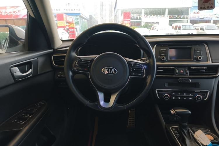 Used Kia K5 2017 2.0L Automatic 15th Anniversary Special Edition LUX Steering Wheel