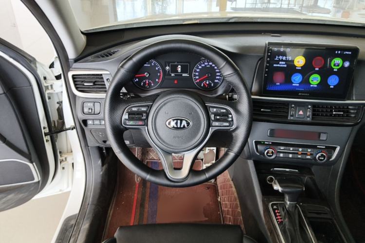Used Kia K5 2017 2.0L Automatic 15th Anniversary Special Edition LUX Steering Wheel