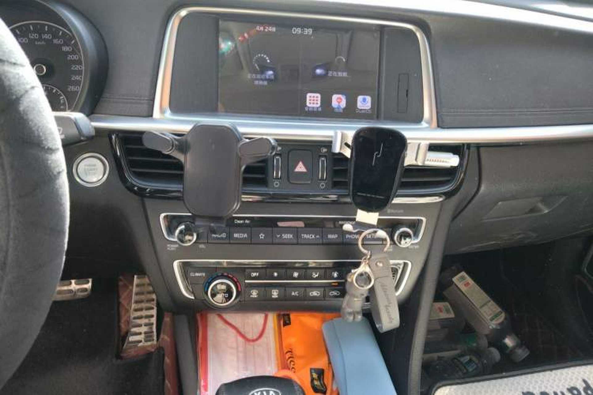 Used Kia K5 2019 Pro 1.6T Automatic Luxury Edition China VI Standard Audio And AC Panel