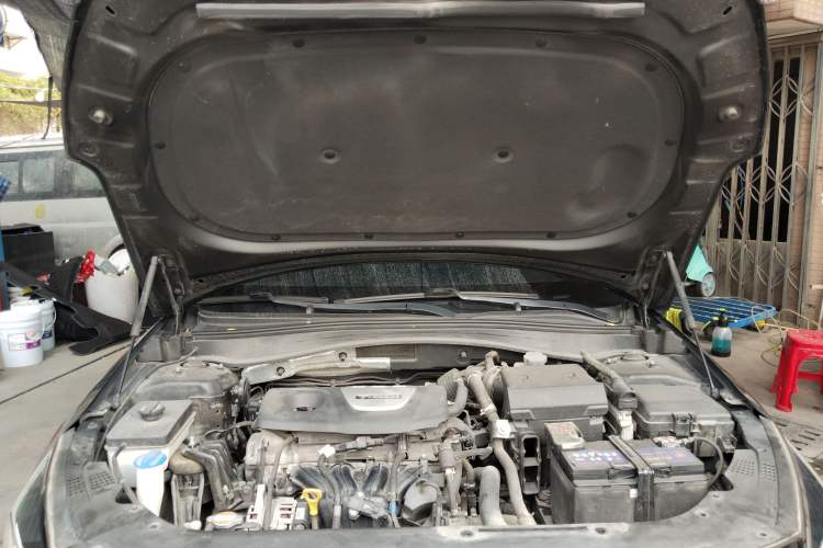 Used Kia K5 2019 Pro 1.6T Automatic Luxury Edition China V Standard Engine Bay