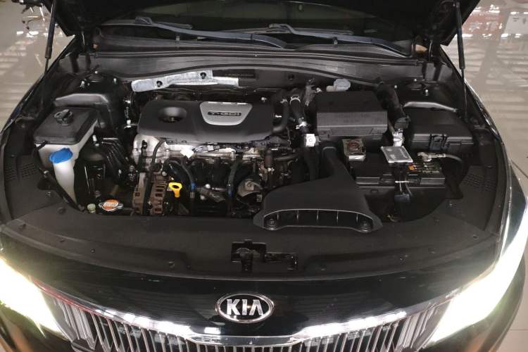 Used Kia K5 2019 Pro 1.6T Automatic Luxury Edition China V Standard Engine Bay
