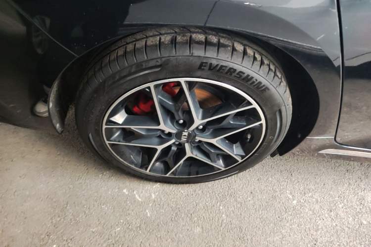 Used Kia K5 2019 Pro 1.6T Automatic Luxury Edition China VI Standard Exterior 1