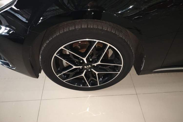 Used Kia K5 2019 Pro 1.6T Automatic Luxury Edition China V Standard Exterior 4
