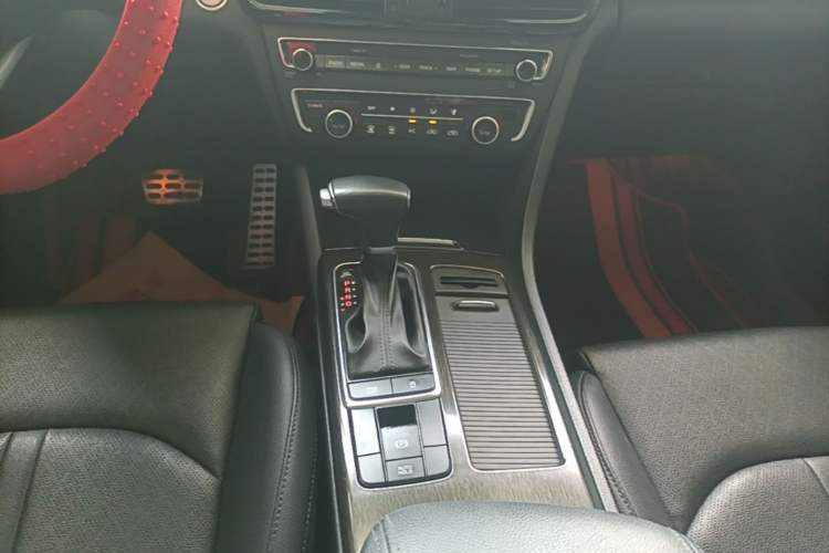 Used Kia K5 2019 Pro 1.6T Automatic Luxury Edition China V Standard Gear Lever