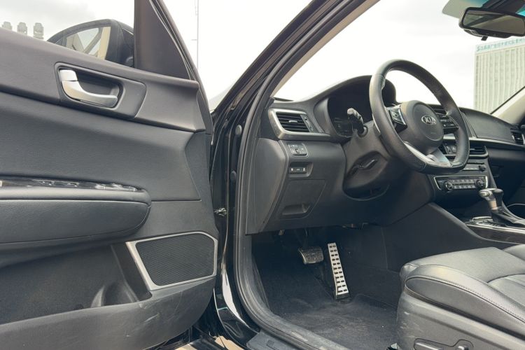 Used Kia K5 2019 Pro 1.6T Automatic Luxury Edition China V Standard Interior 2