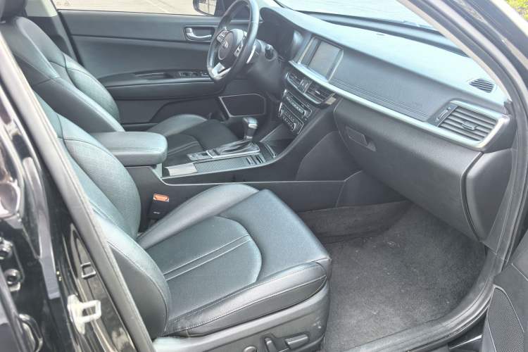 Used Kia K5 2019 Pro 1.6T Automatic Luxury Edition China VI Standard Interior 5