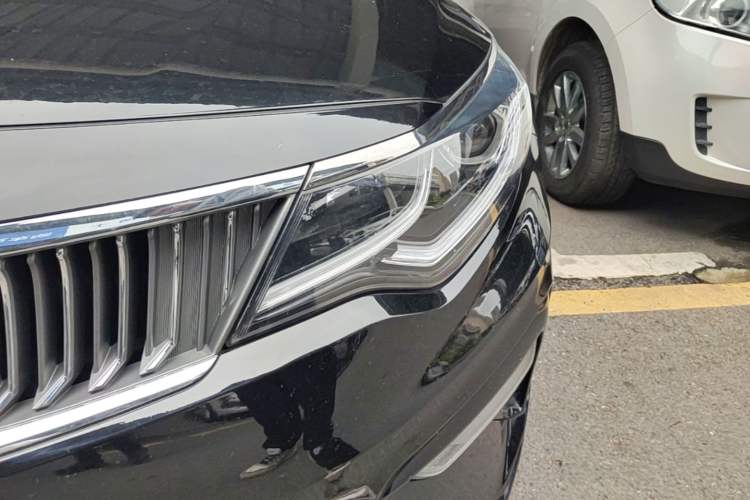 Used Kia K5 2019 Pro 1.6T Automatic Luxury Edition China VI Standard Left Front Headlight