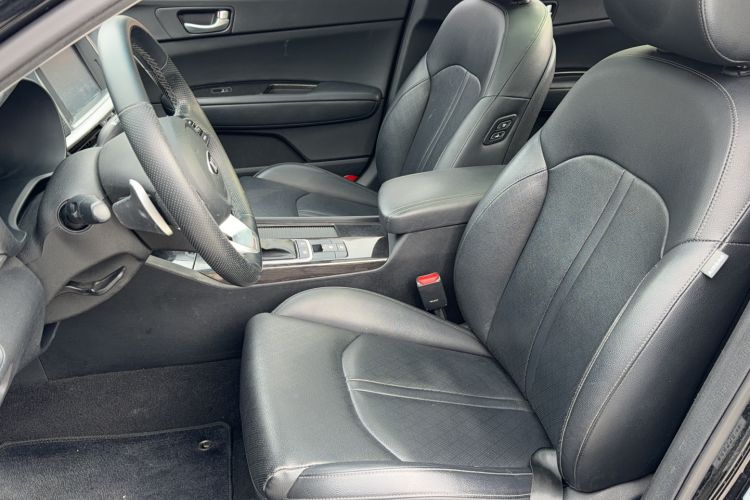Used Kia K5 2019 Pro 1.6T Automatic Luxury Edition China V Standard Left Front Seat