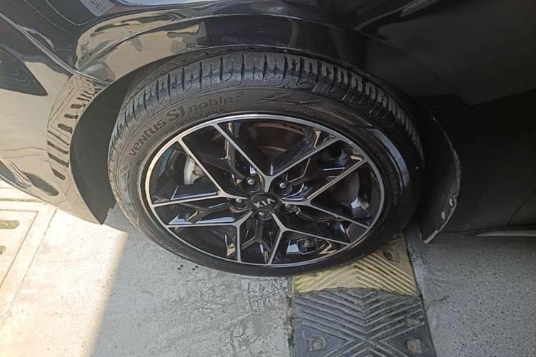Used Kia K5 2019 Pro 1.6T Automatic Luxury Edition China V Standard Left Front Wheel Hub