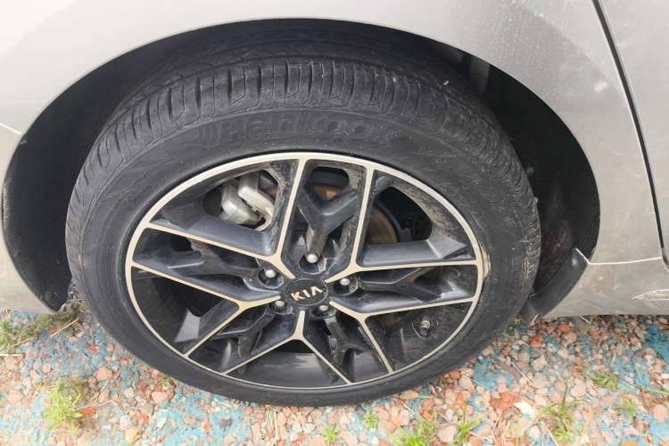 Used Kia K5 2019 Pro 1.6T Automatic Luxury Edition China VI Standard Exterior 8