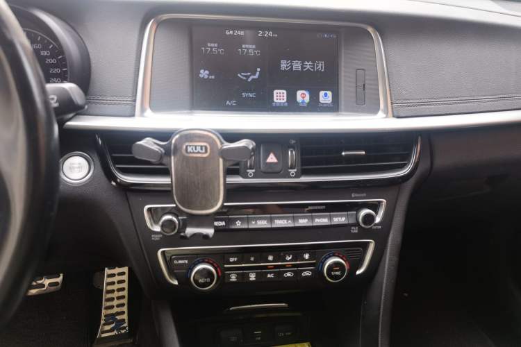 Used Kia K5 2019 Pro 2.0L Automatic Luxury Edition China V Standard Audio And AC Panel