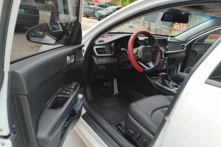 Used Kia K5 2019 Pro 1.6T Automatic Luxury Edition China V Standard Driver Seat