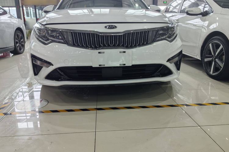 Used Kia K5 2019 Pro 2.0L Automatic Luxury Version China VI Standard Exterior 3