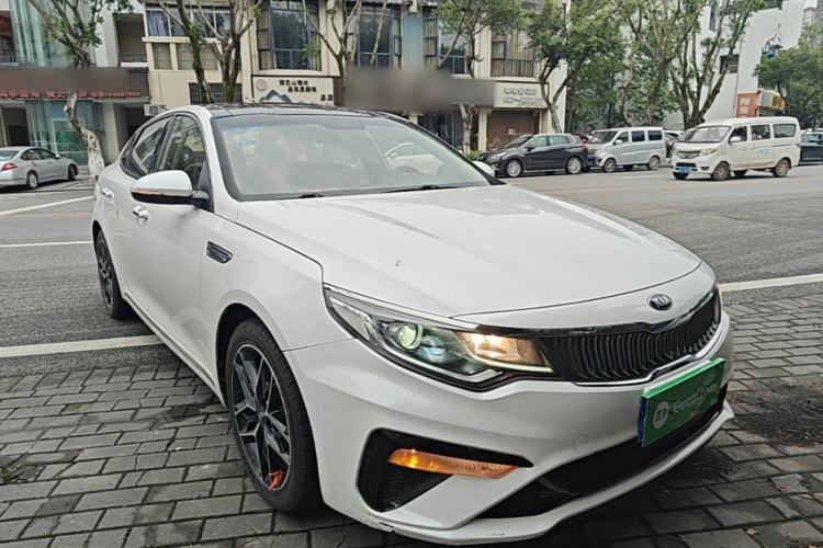 Used Kia K5 2019 Pro 2.0L Automatic Luxury Edition China V Standard Front Right 45 Deg