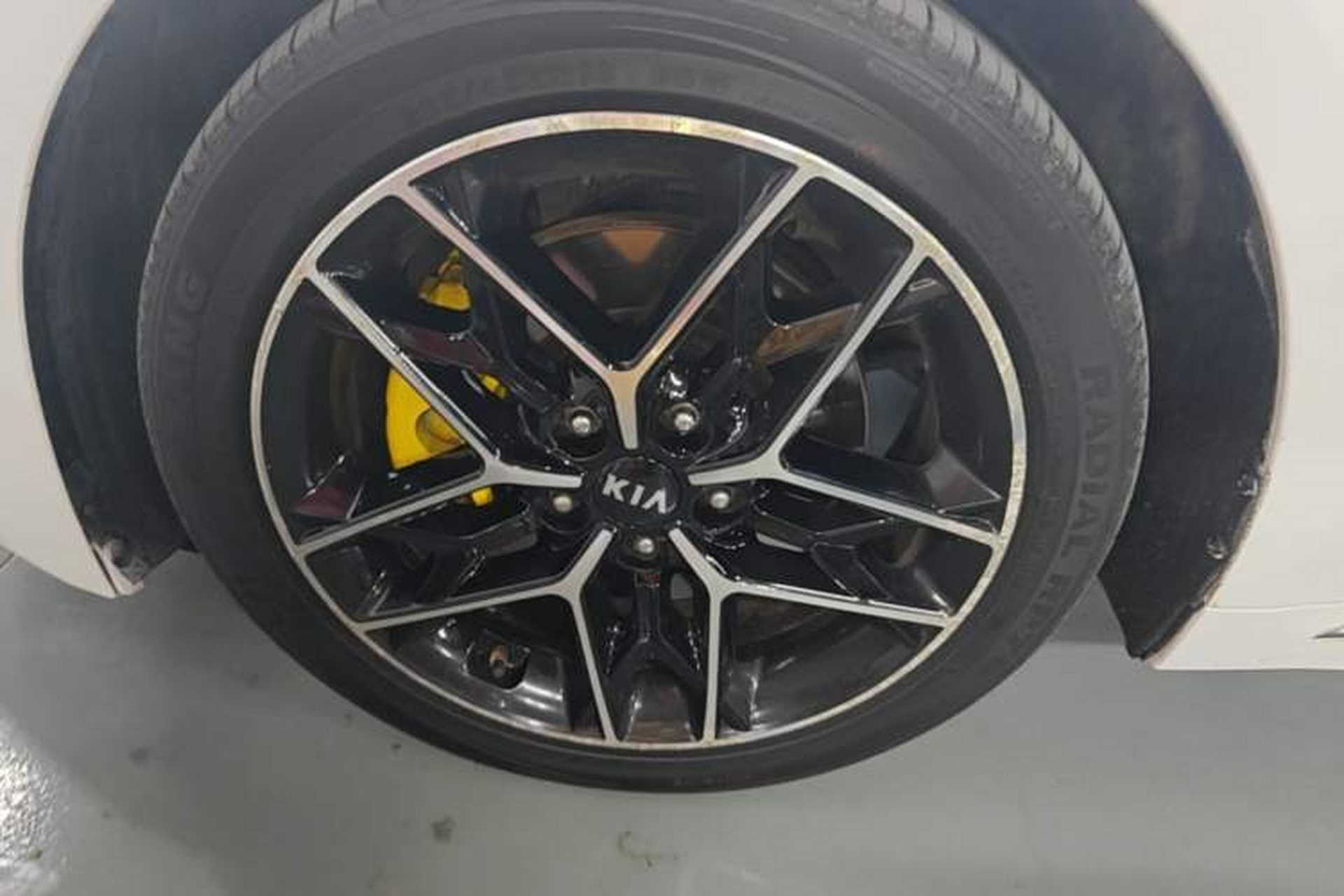 Used Kia K5 2019 Pro 1.6T Automatic Luxury Edition China VI Standard Left Front Wheel Hub