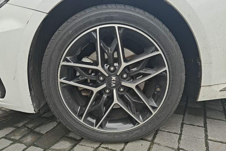 Used Kia K5 2019 Pro 2.0L Automatic Luxury Edition China V Standard Left Front Wheel Hub