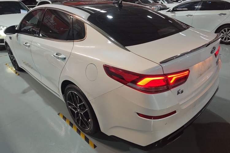 Used Kia K5 2019 Pro 2.0L Automatic Luxury Version China VI Standard Rear Left 45 Deg