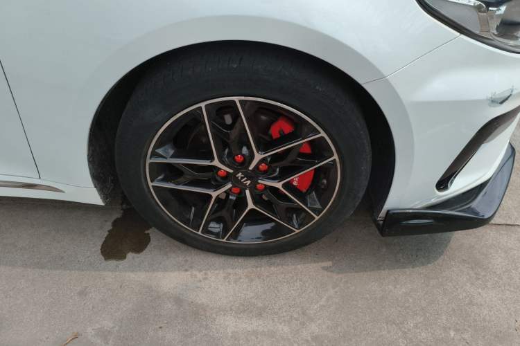 Used Kia K5 2019 Pro 1.6T Automatic Luxury Edition China V Standard Right Front Wheel Hub