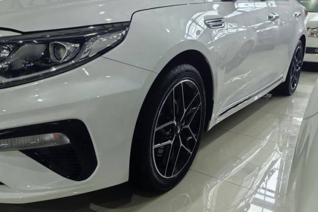 Used Kia K5 2019 Pro 2.0L Automatic Luxury Version China VI Standard