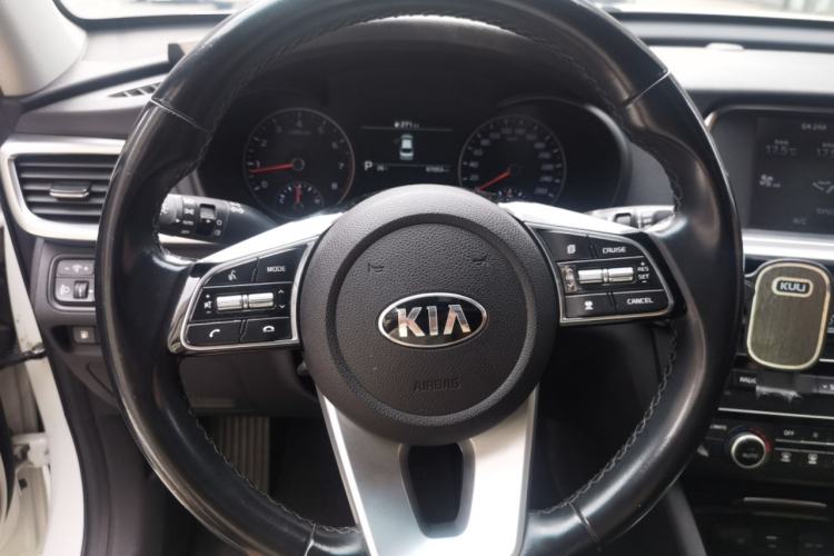 Used Kia K5 2019 Pro 2.0L Automatic Luxury Edition China V Standard Steering Wheel