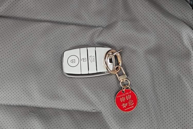 Used Kia K5 2019 Pro 2.0L Automatic Luxury Edition China V Standard Vehicle Key