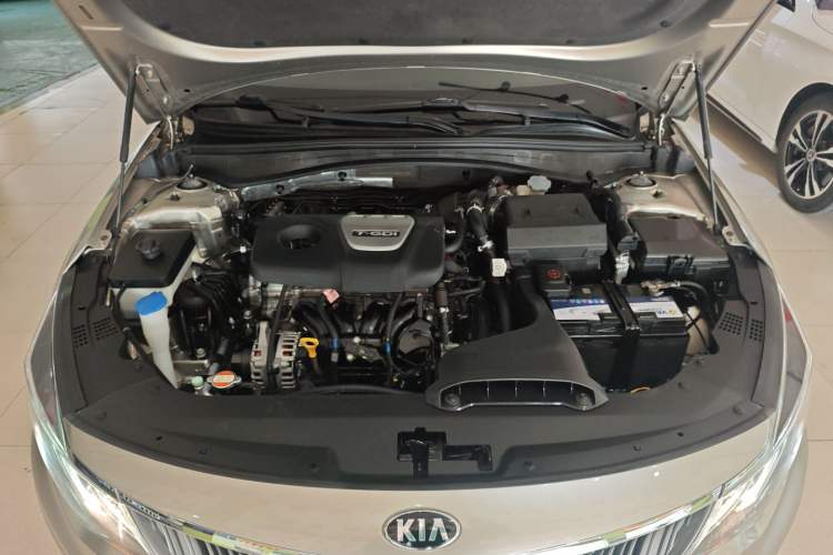 Used Kia K5 2019 Pro 1.6T Automatic Luxury Edition China V Standard Engine Bay