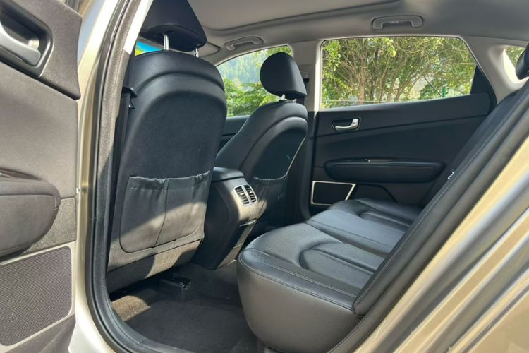 Used Kia K5 2019 Pro 1.6T Automatic Luxury Edition China V Standard Exterior 5