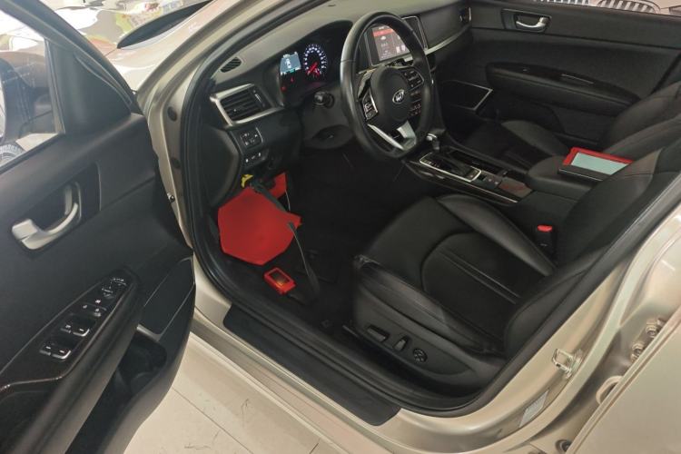 Used Kia K5 2019 Pro 1.6T Automatic Luxury Edition China V Standard Interior 3