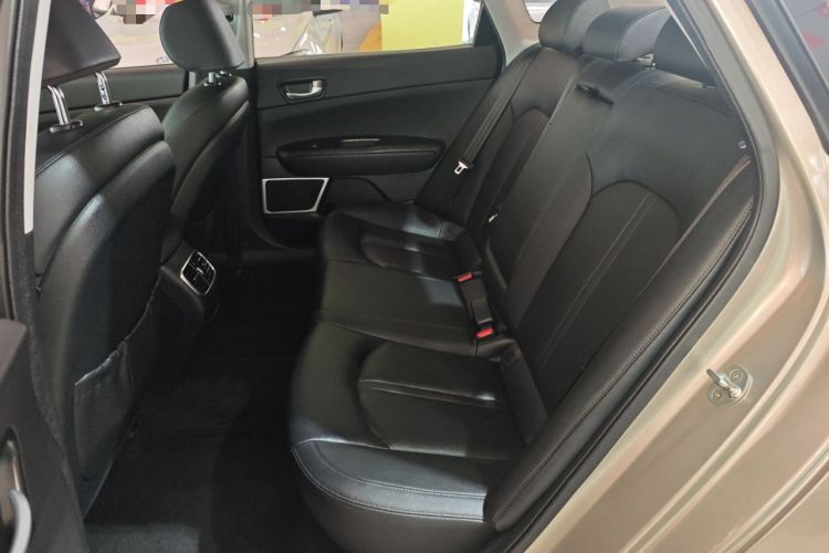 Used Kia K5 2019 Pro 1.6T Automatic Luxury Edition China V Standard Interior 4