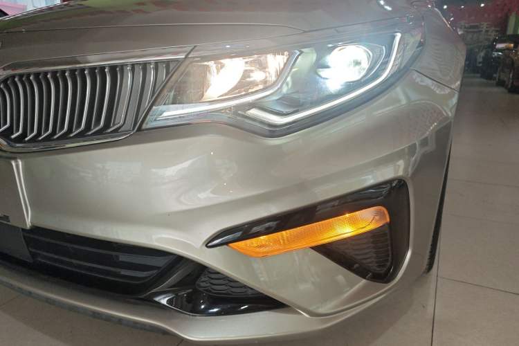 Used Kia K5 2019 Pro 1.6T Automatic Luxury Edition China V Standard Left Front Headlight