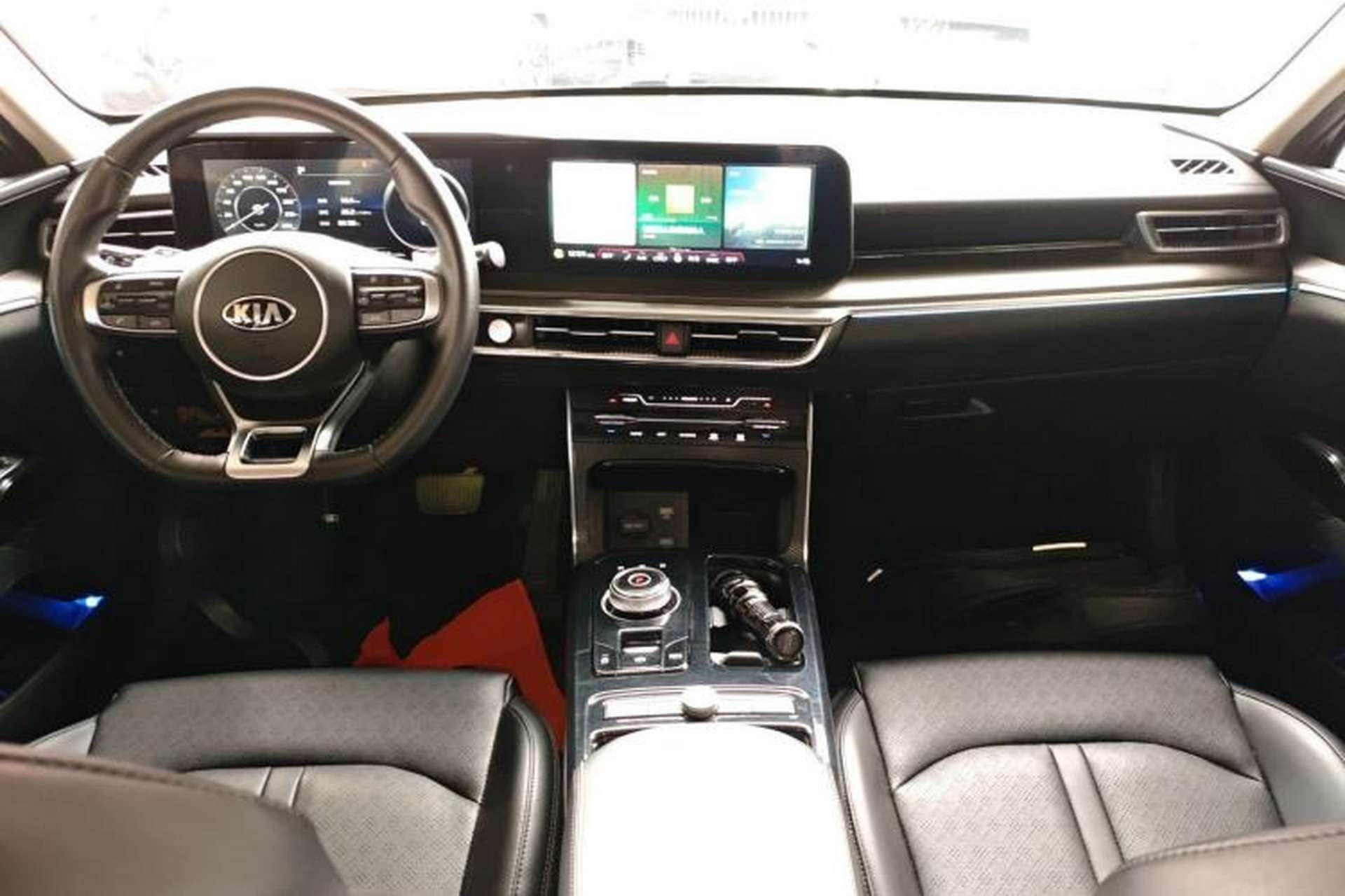 Used Kia K5 2020 270T CVVD Luxury Tech Edition Center Console