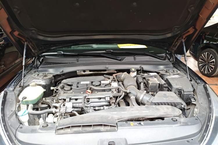Used Kia K5 2020 270T CVVD Luxury Tech Edition Engine Bay
