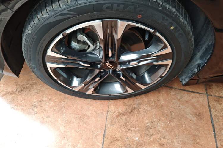 Used Kia K5 2020 270T CVVD Luxury Tech Edition Exterior 4
