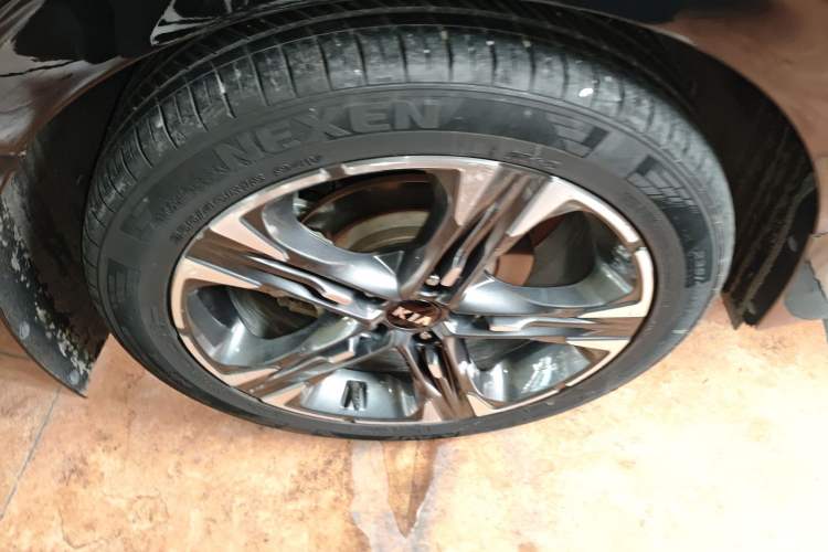 Used Kia K5 2020 270T CVVD Luxury Tech Edition Exterior 5