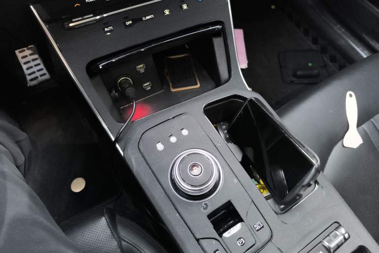Used Kia K5 2020 380T GT-Line Flagship Edition Gear Lever