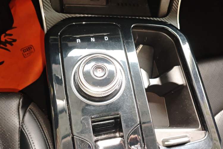 Used Kia K5 2020 270T CVVD Luxury Tech Edition Gear Lever