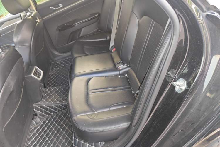 Used Kia K5 2020 270T CVVD Luxury Tech Edition Left Rear Seat