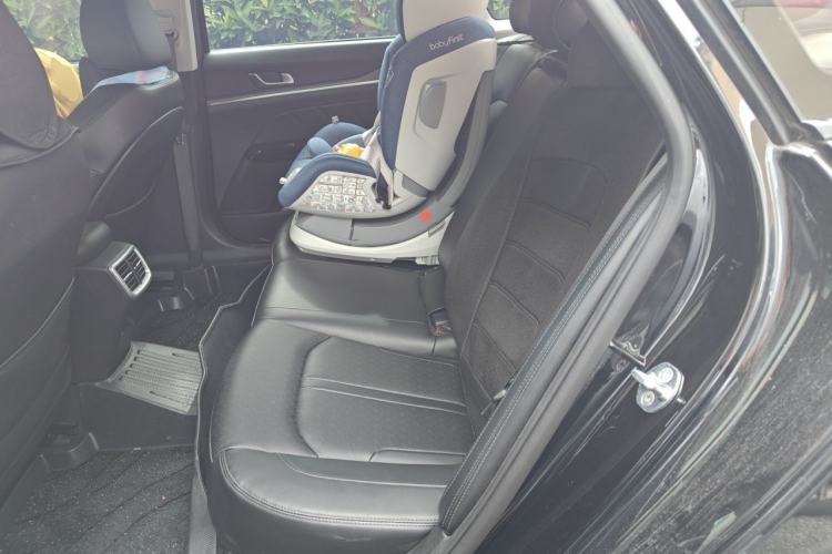 Used Kia K5 2020 270T CVVD Luxury Tech Edition Left Rear Seat