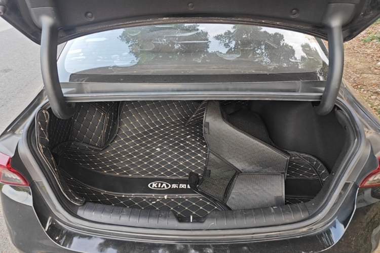 Used Kia K5 2020 270T CVVD Luxury Tech Edition Trunk