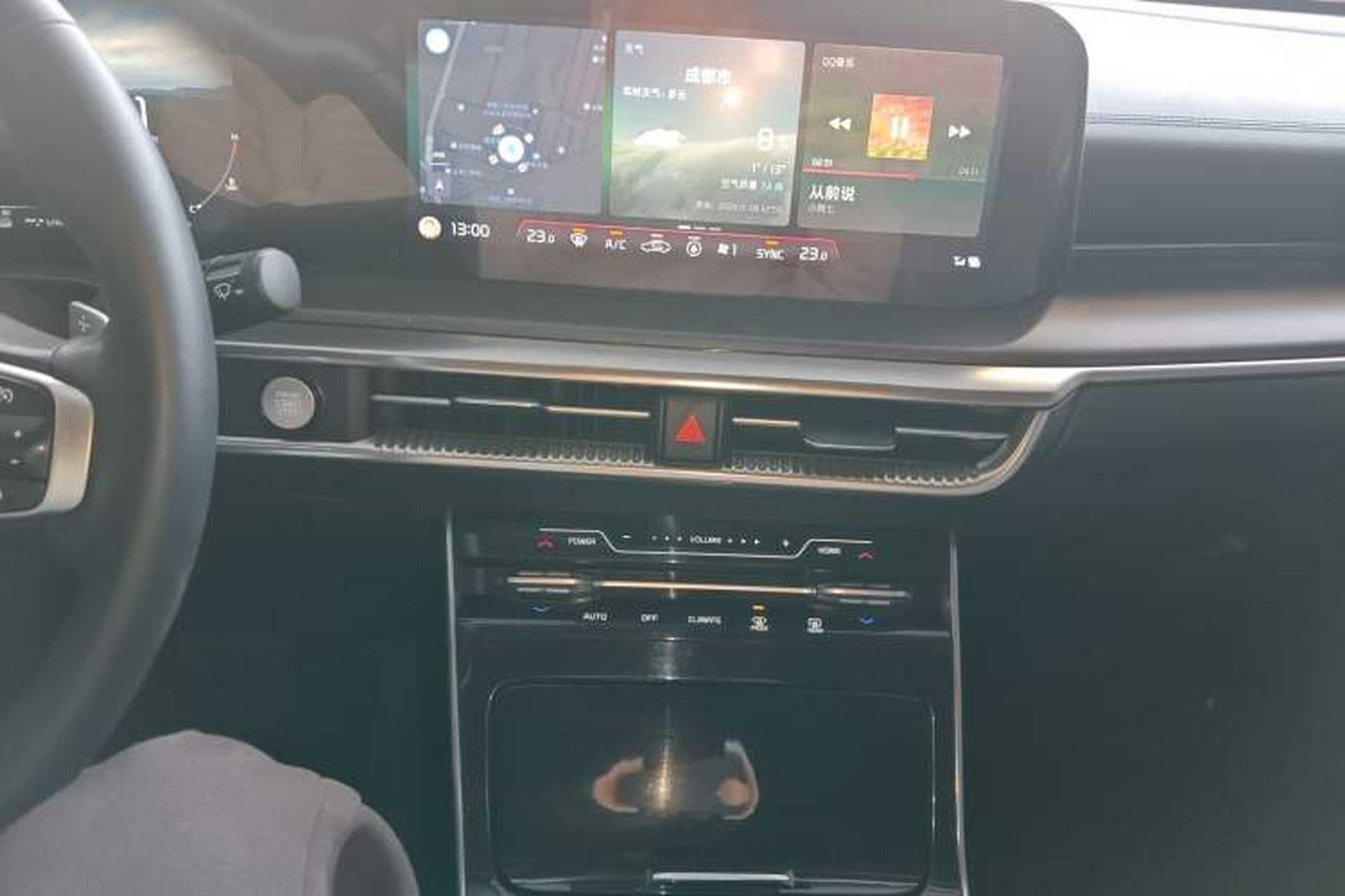 Used Kia K5 2020 270T CVVD Luxury Tech Edition Audio And AC Panel