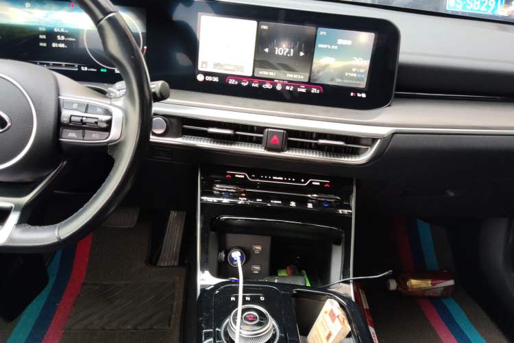 Used Kia K5 2020 270T CVVD Luxury Edition Audio And AC Panel