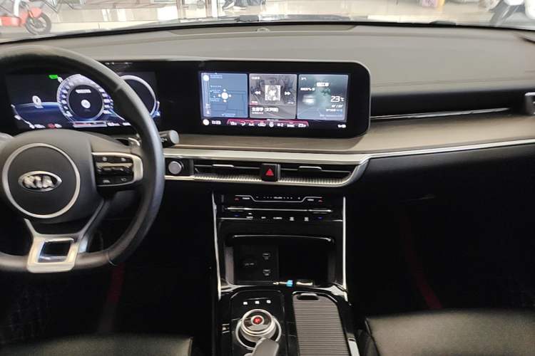 Used Kia K5 2020 270T CVVD Fashion Edition Audio And AC Panel
