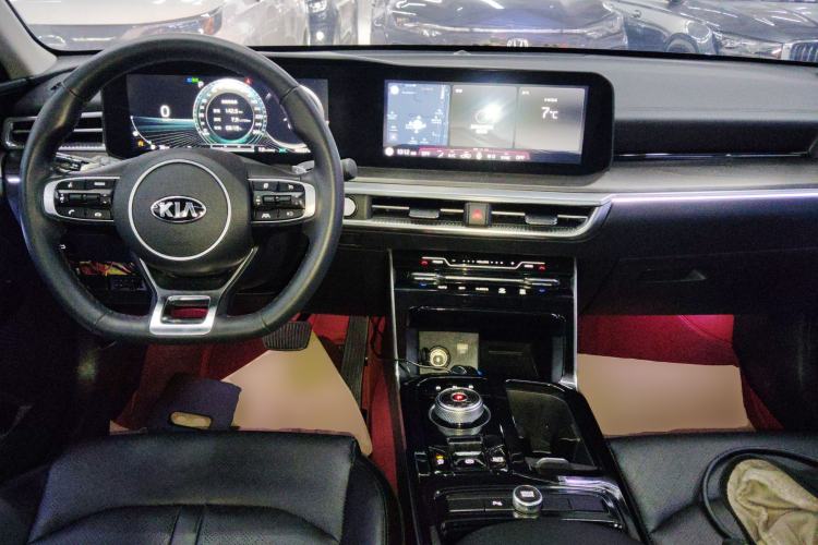 Used Kia K5 2020 270T CVVD Luxury Tech Edition Center Console