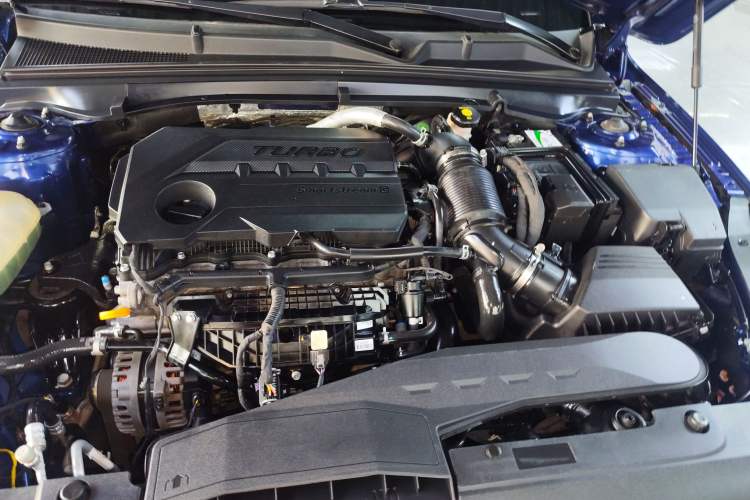 Used Kia K5 2020 380T GT-Line Flagship Edition Engine Bay