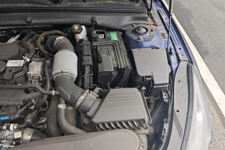 Used Kia K5 2020 270T CVVD Luxury Tech Edition Engine Bay Left