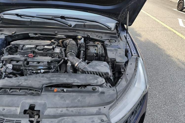 Used Kia K5 2020 270T CVVD Luxury Tech Edition Engine Bay Left