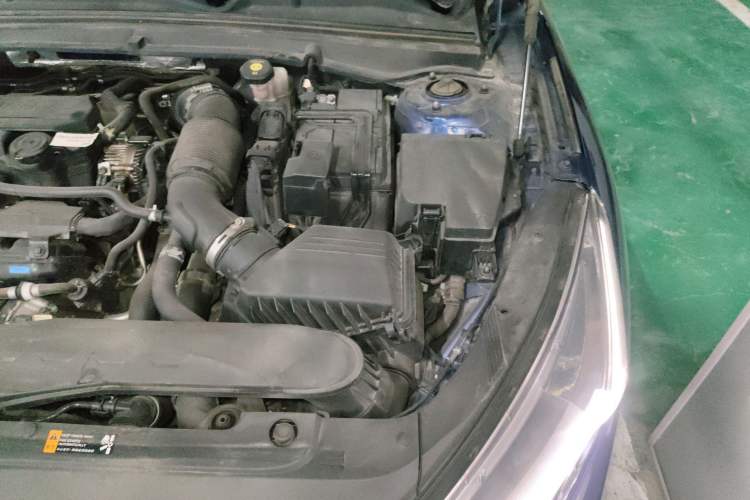 Used Kia K5 2020 270T CVVD Luxury Tech Edition Engine Bay Left