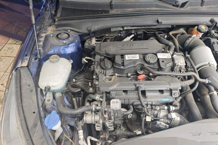 Used Kia K5 2020 270T CVVD Luxury Tech Edition Engine Bay Right