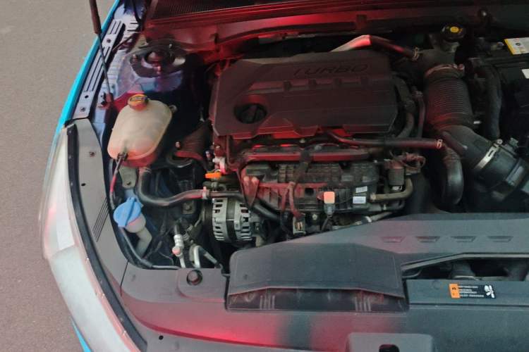 Used Kia K5 2020 380T GT-Line Flagship Edition Engine Bay Right